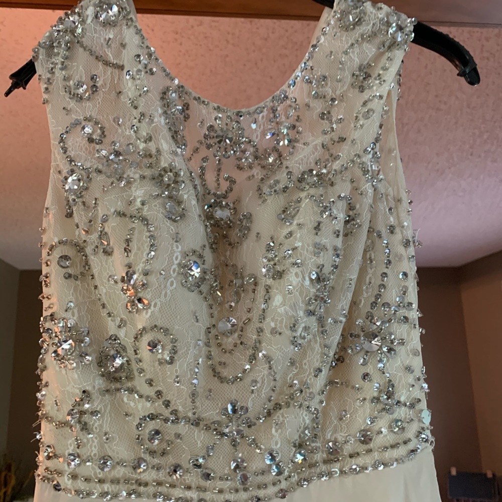 Prom dress - Picture 2 of 3